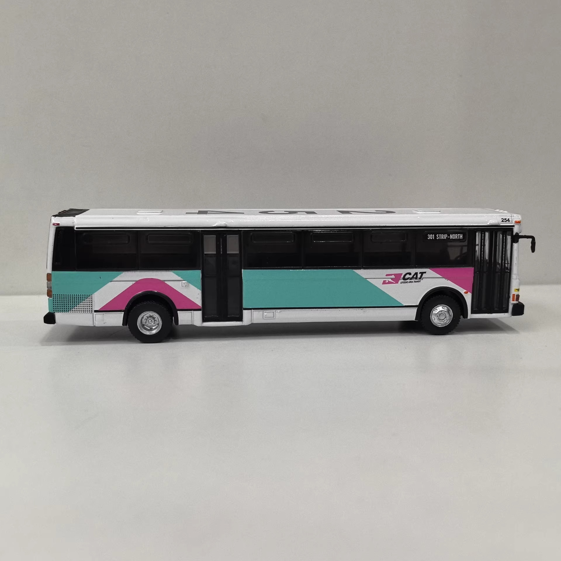 Diecast IR 1/87 Scale HO GRUMM - đánh giá và giá Cat Toys